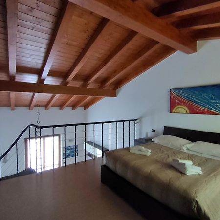 Iseolakerental - La Rocca Castro  Екстериор снимка